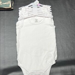 Luvable Friends Classic White Bodysuits